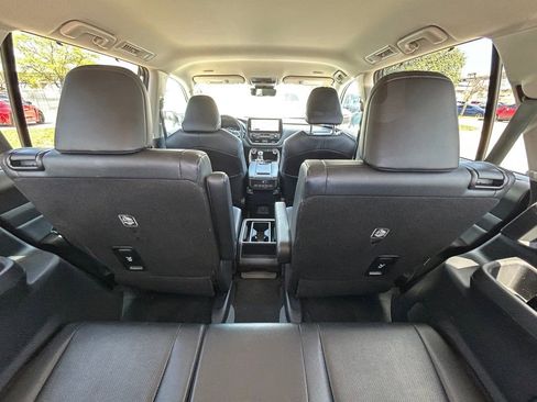 Certified 2025 Toyota Grand Highlander FWD image 14
