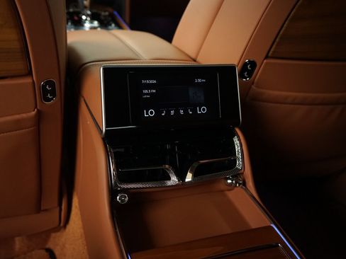 Used 2021 Bentley Flying Spur W12 w/ First Edition Specification AWD/4WD image 17