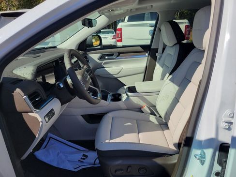 New 2026 GMC Terrain Denali w/ LPO, Floor Liner Package image 22