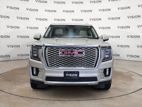 Used 2021 GMC Yukon Denali w/ Denali Ultimate Package image 8