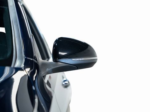 Used 2023 Mercedes-Benz C 300 4MATIC Sedan w/ AMG Line w/ Night Package image 10