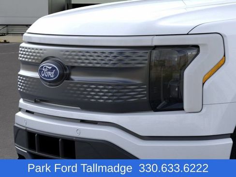 New 2025 Ford F150 Lightning Flash AWD/4WD image 17