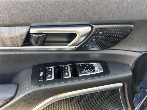 Used 2023 Kia Telluride SX Prestige image 18