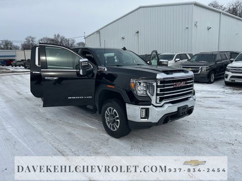 Used 2022 GMC Sierra 2500 SLT w/ X31 Off-Road Package image 16