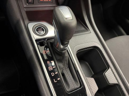 Used 2024 Nissan Sentra SV FWD image 15