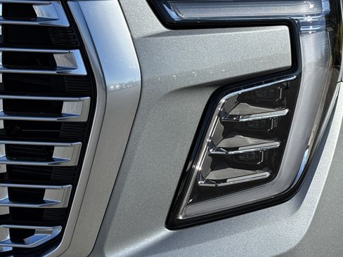 New 2026 GMC Yukon XL Denali w/ Sun & Power Step Package image 6