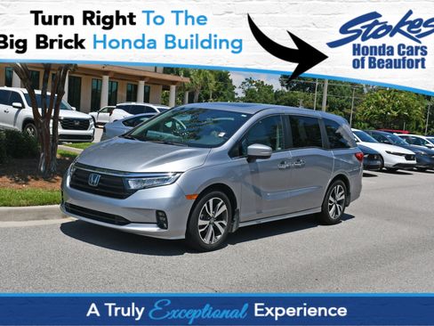 Used 2024 Honda Odyssey Touring image 1
