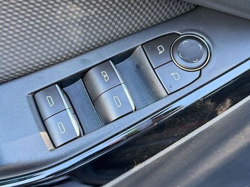 New 2026 Chevrolet Equinox RS image 21