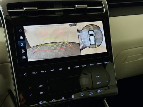 Used 2023 Hyundai Tucson Limited image 23