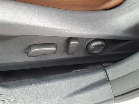 Used 2023 Subaru Outback Touring XT image 19