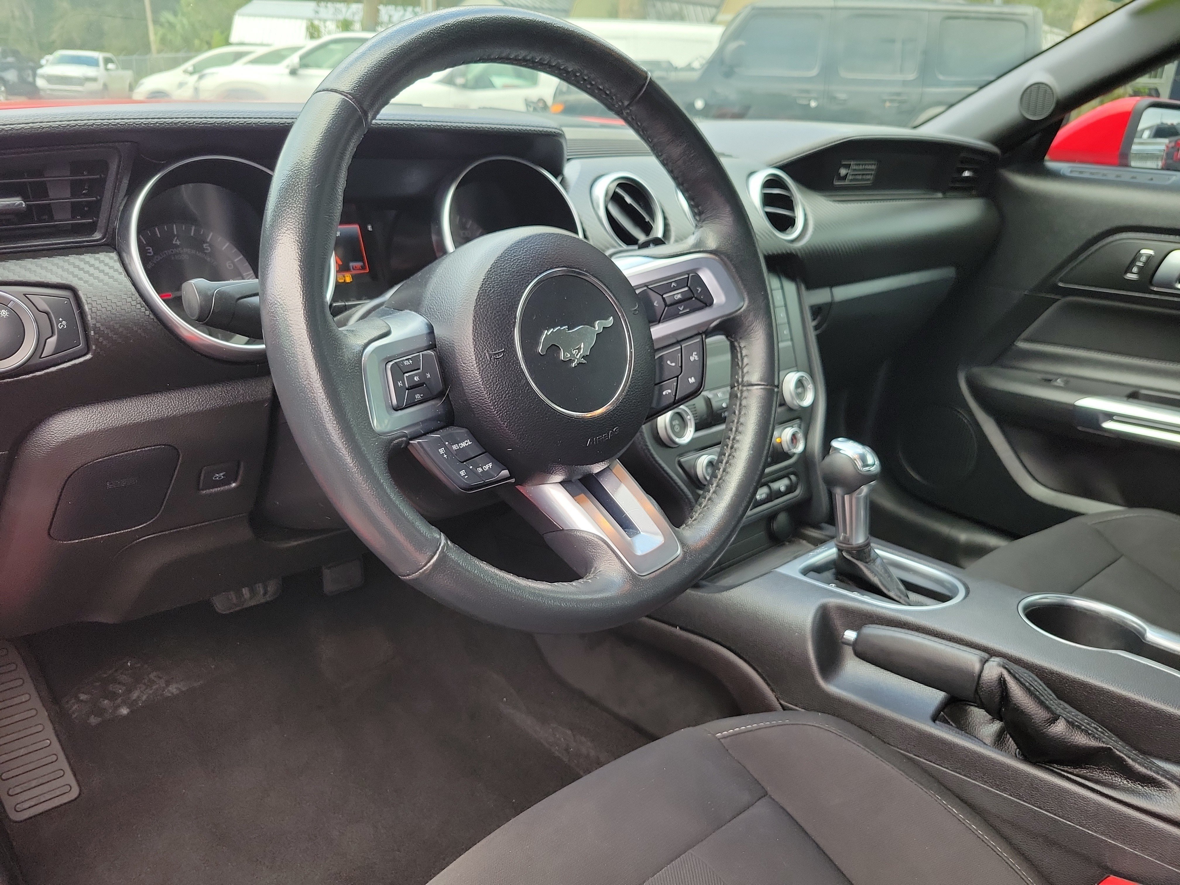 Used 2020 Ford Mustang Coupe RWD image 12