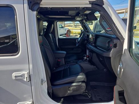 Certified 2024 Jeep Wrangler Unlimited Rubicon image 28