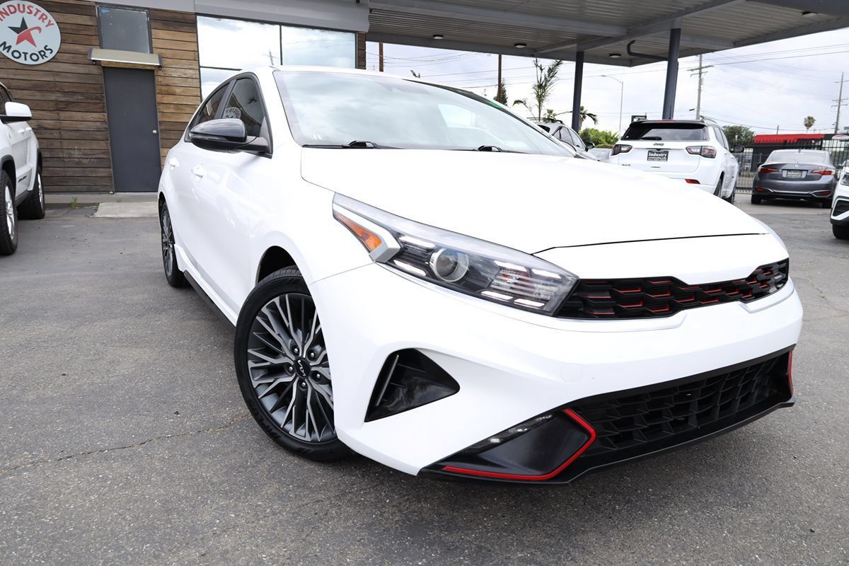 Used 2023 Kia Forte GT-Line FWD image 2