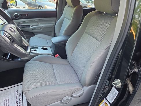 Used 2014 Toyota Tacoma 4x4 Double Cab w/ TRD Sport Package image 10
