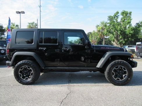 Used 2016 Jeep Wrangler Unlimited Rubicon AWD/4WD image 2