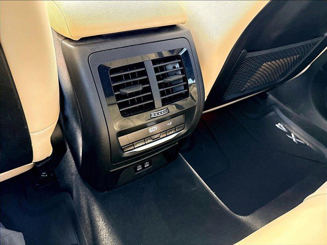 Used 2024 BMW X4 xDrive30i w/ Premium Package AWD/4WD image 23