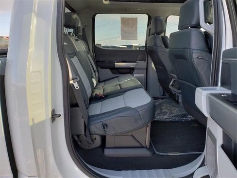 Used 2024 Ford F250 Limited image 28