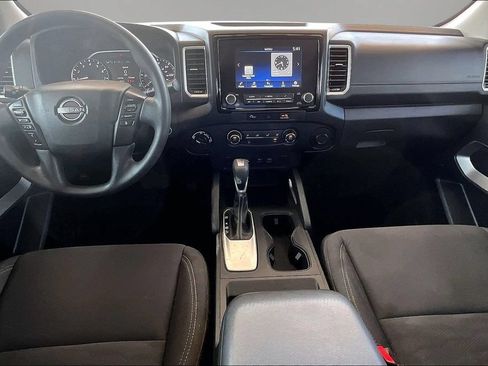 Used 2024 Nissan Frontier SV w/ Technology Package AWD/4WD image 8