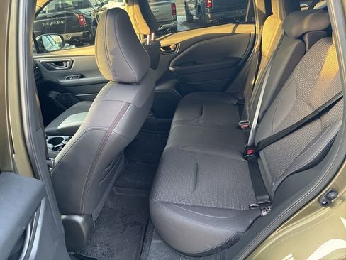 Used 2025 Subaru Forester Premium AWD/4WD image 15
