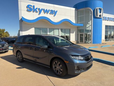 New 2026 Honda Odyssey Touring image 1