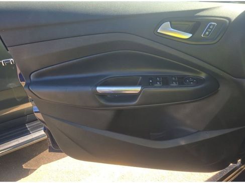 Used 2016 Ford C-MAX SE image 25