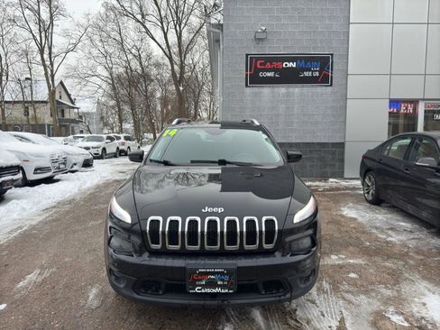 Used 2014 Jeep Cherokee Latitude image 2