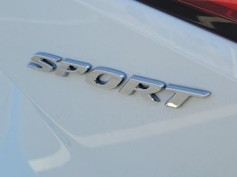 Certified 2024 Honda Civic Sport image 9