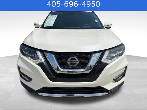 Used 2018 Nissan Rogue SL w/ Premium Package FWD image 9