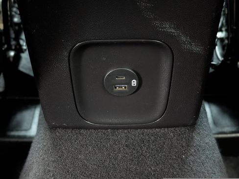 Used 2022 Ford Escape SE w/ Convenience Package image 33