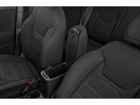 Used 2021 Jeep Renegade Latitude w/ Luxury Group I AWD/4WD image 19