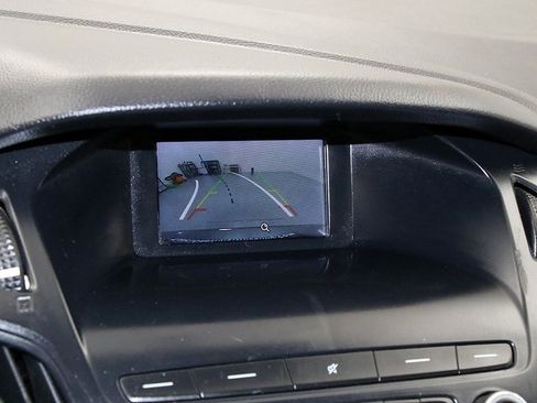 Used 2018 Ford Focus S image 17