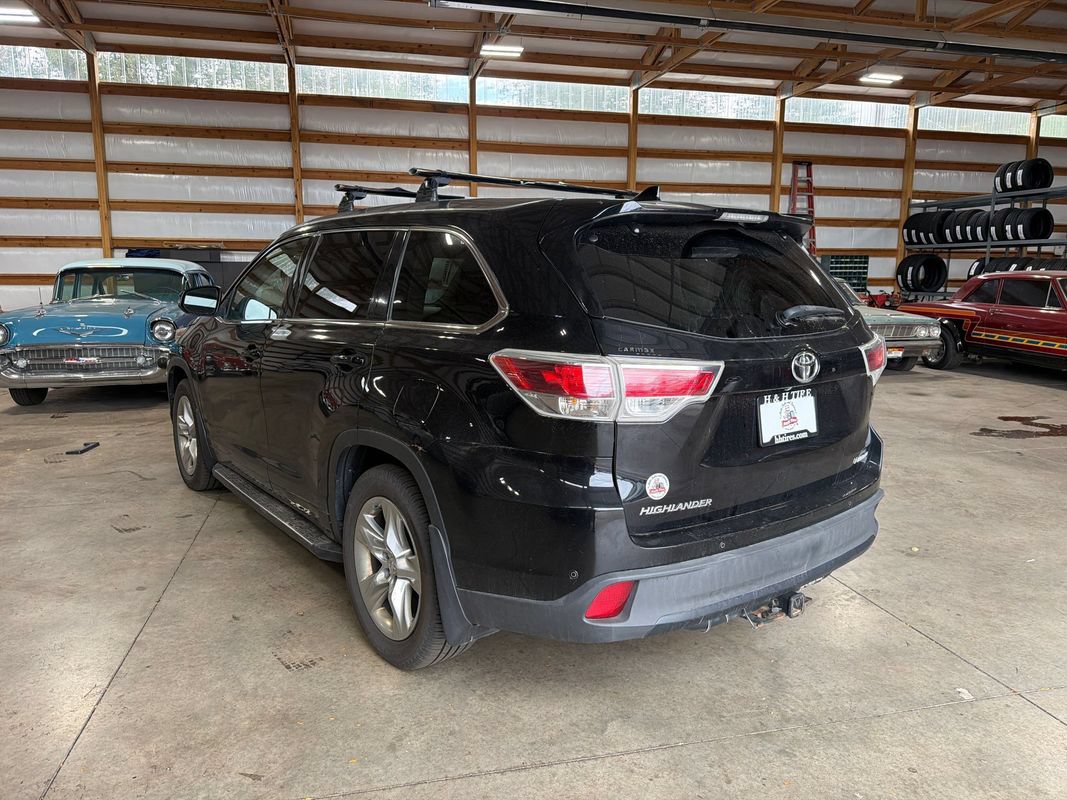 Used 2015 Toyota Highlander Limited AWD/4WD image 10