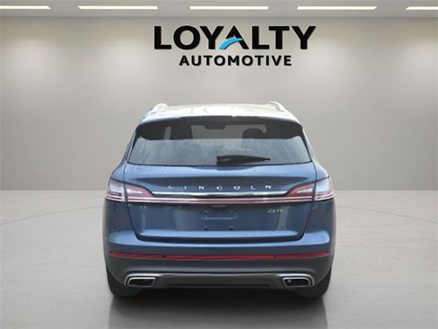 Used 2019 Lincoln Nautilus Reserve image 4