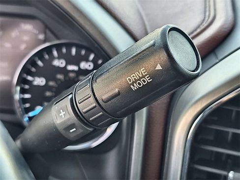 Used 2022 Ford F250 Platinum w/ FX4 Off-Road Package image 30