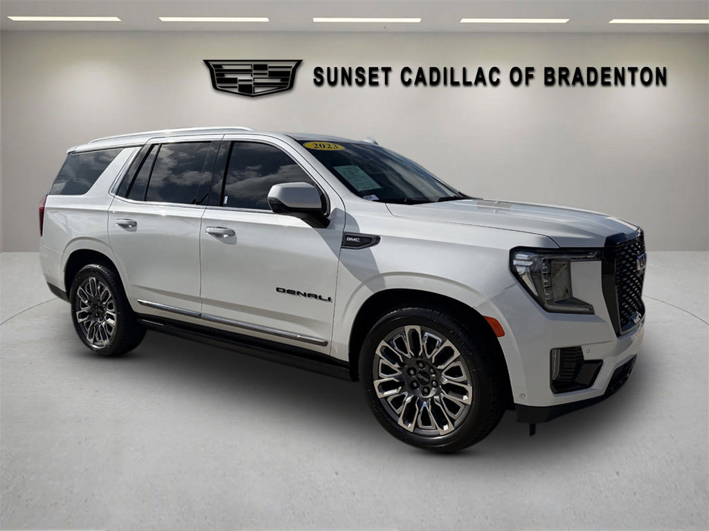 Used 2023 GMC Yukon Denali Ultimate w/ LPO, Floor Liner Package AWD/4WD image 1