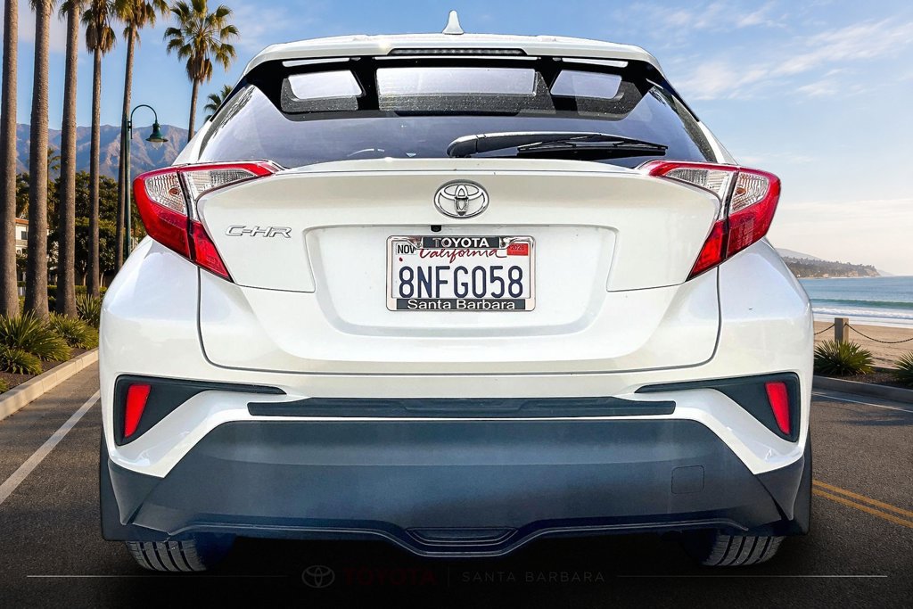 Used 2019 Toyota C-HR XLE FWD image 6
