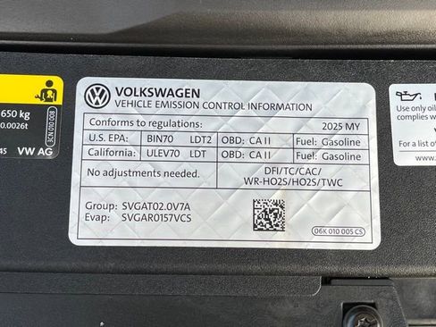 Used 2025 Volkswagen Atlas SE image 21