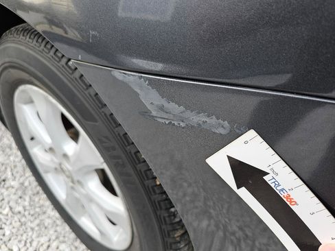 Used 2010 Toyota Camry LE image 73