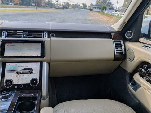 Used 2019 Land Rover Range Rover HSE image 29
