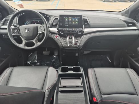 Used 2024 Honda Odyssey Sport image 25
