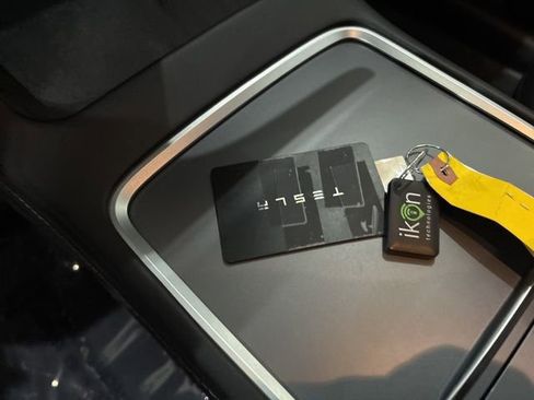 Used 2022 Tesla Model Y Performance image 40