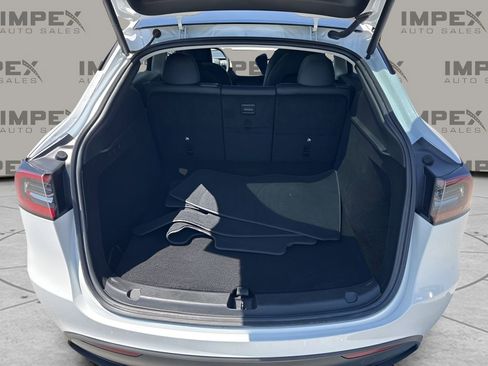 Used 2023 Tesla Model Y Performance AWD/4WD image 33