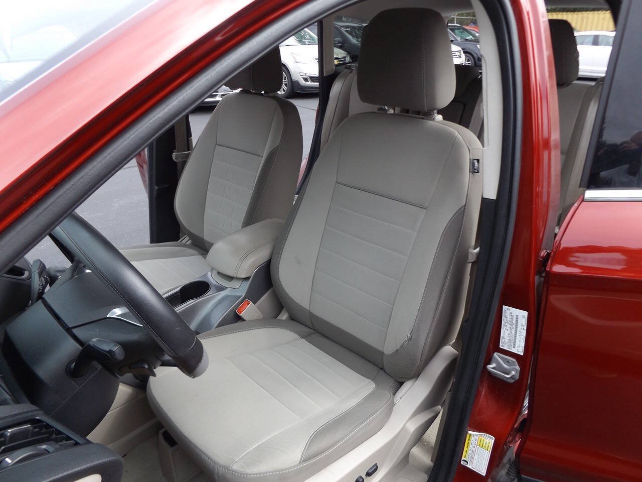 Used 2014 Ford Escape SE FWD image 14