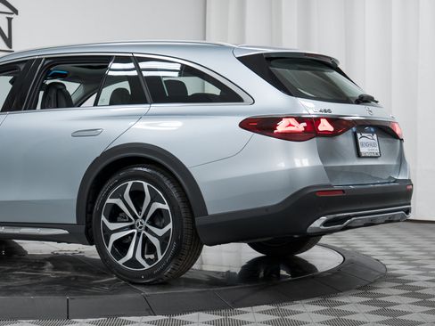 New 2026 Mercedes-Benz E 450 4MATIC All-Terrain Wagon image 30