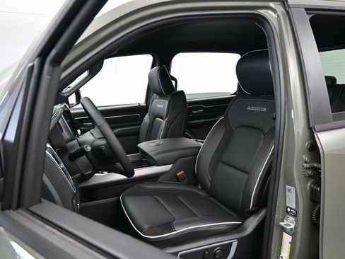 Used 2026 RAM 1500 Laramie w/ Night Edition AWD/4WD image 10