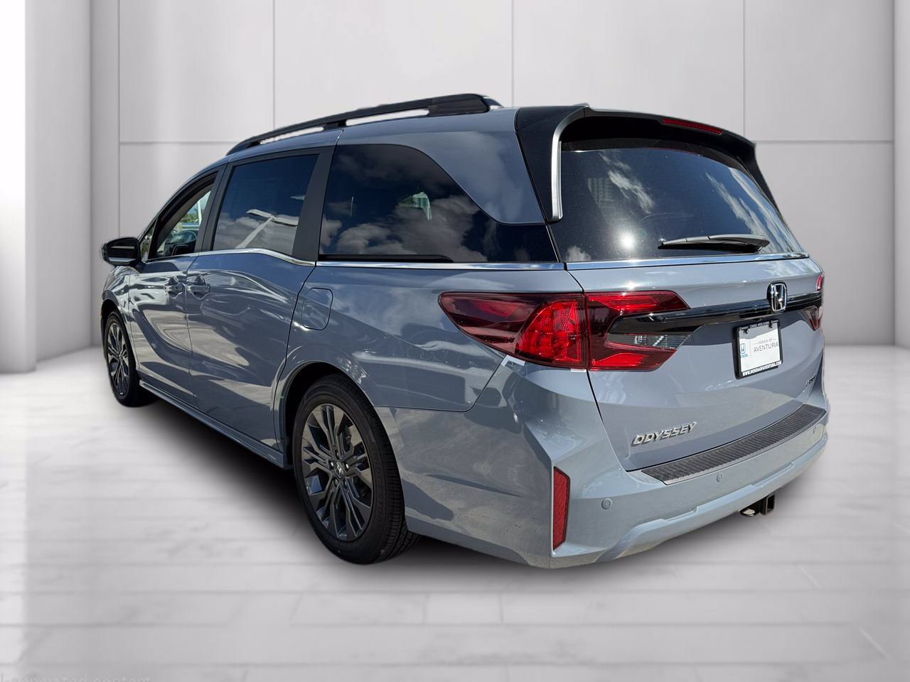New 2027 Honda Odyssey Touring image 5