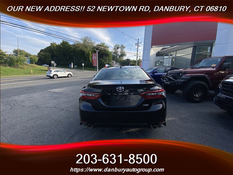 Used 2023 Toyota Camry XSE FWD image 3
