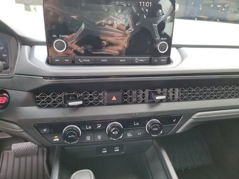 Used 2025 Honda Accord SE image 14