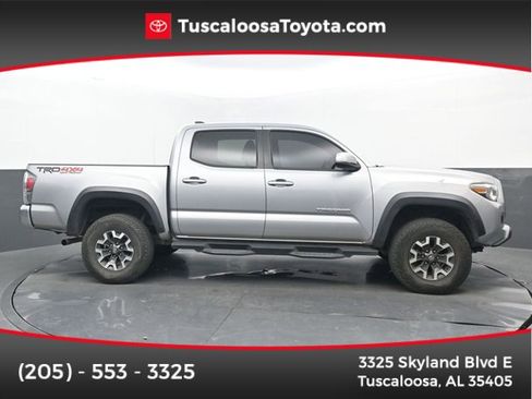Used 2020 Toyota Tacoma TRD Off-Road image 1
