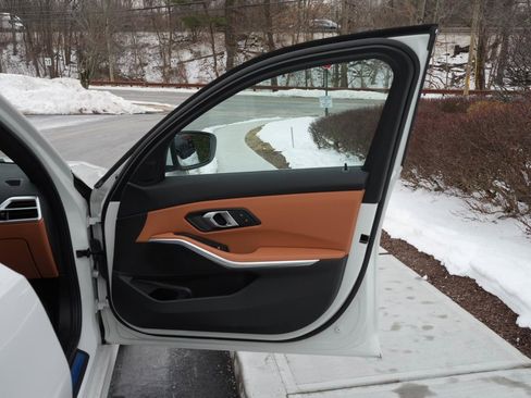 New 2025 BMW 330i xDrive 330i xDrive w/ Convenience Package image 26